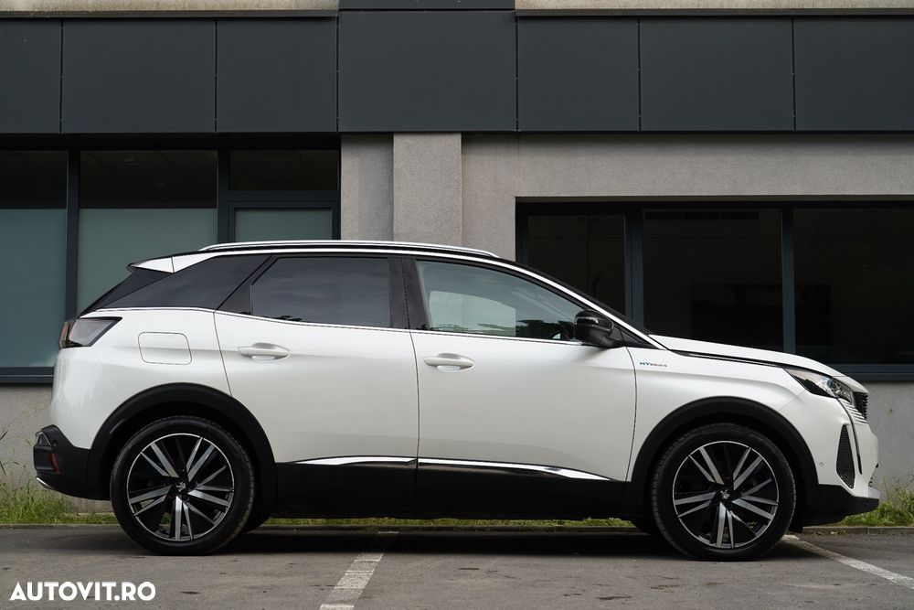 Peugeot 3008 PHEV EAT8 4X4 GT Pack - 28
