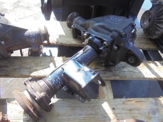 Diferencial Dif300 NISSAN TERRANO 1 1994 2.7TD 100CV 5P VERDE   FRENTE - 2