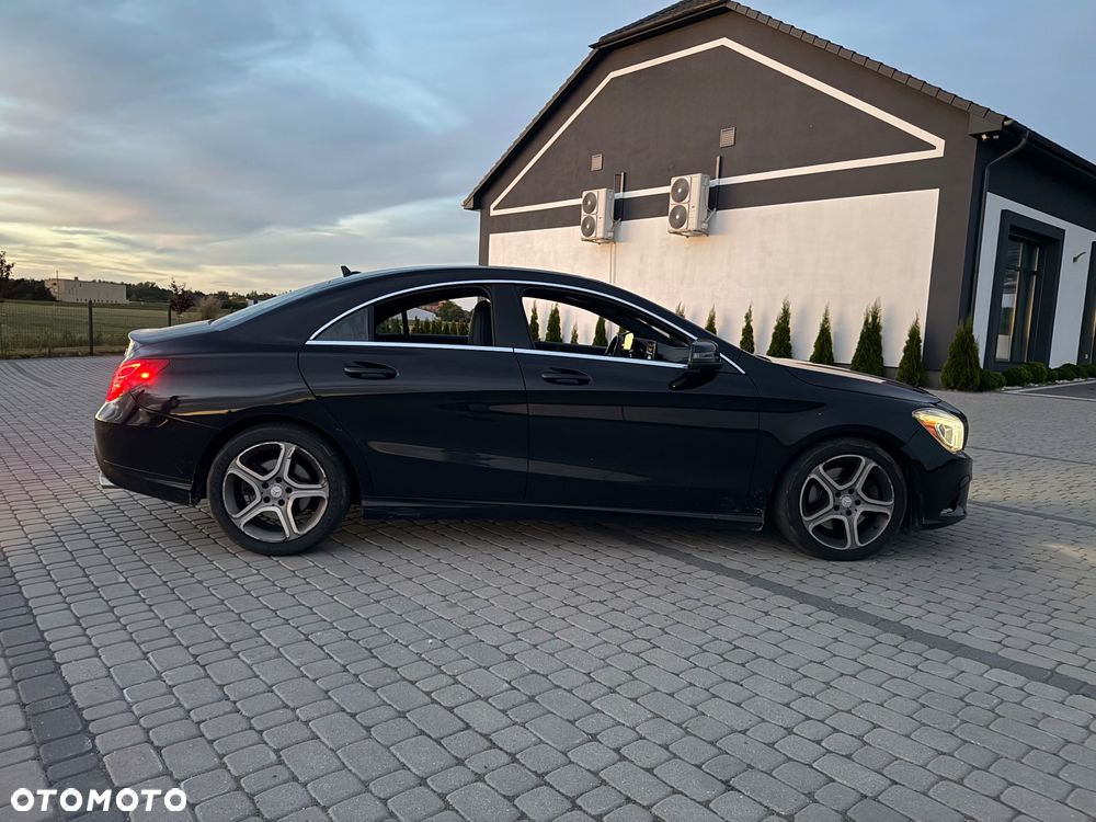 Mercedes-Benz CLA 250 4Matic 7G-DCT Urban - 26