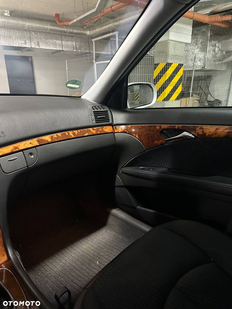 Mercedes-Benz Klasa E 220 CDI Automatik Elegance - 17