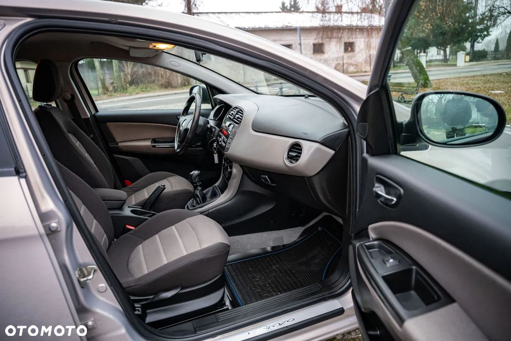 Fiat Bravo 1.4 16V Active - 24