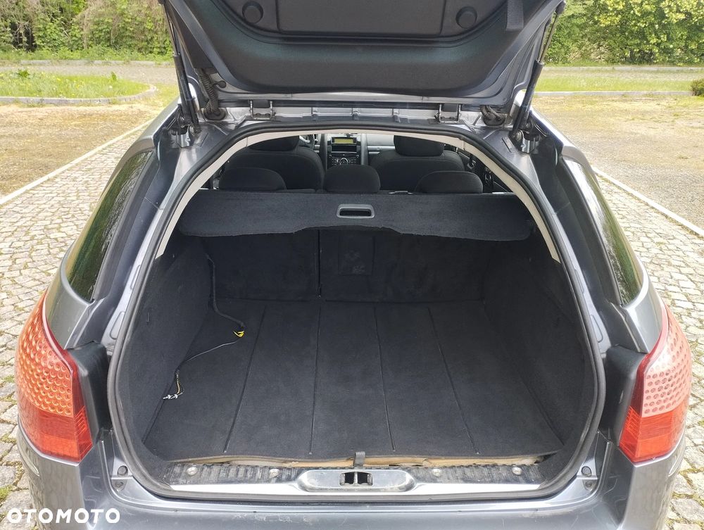 Peugeot 407 HDi 135 Premium - 21