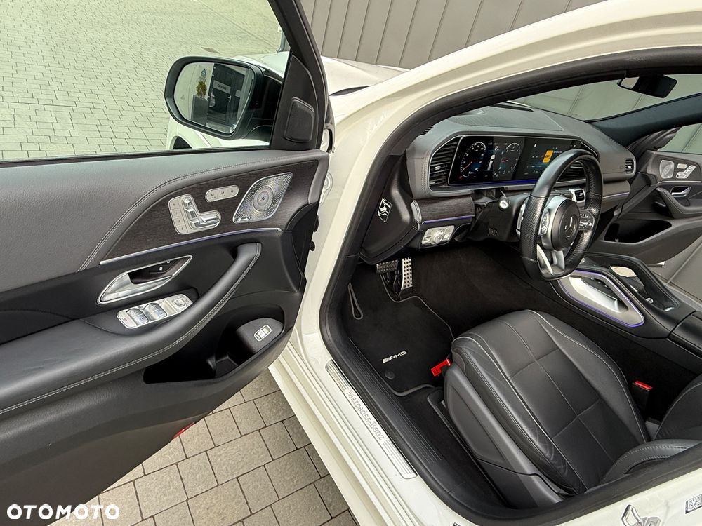 Mercedes-Benz GLS - 9