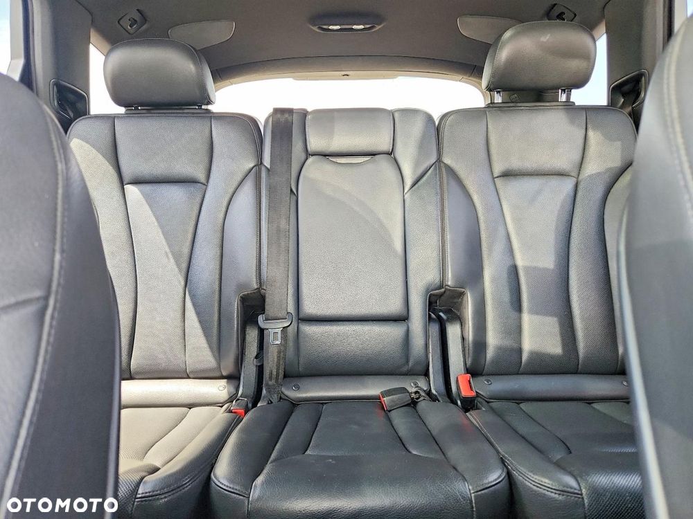 Audi Q7 3.0 TFSI Quattro Tiptronic - 10