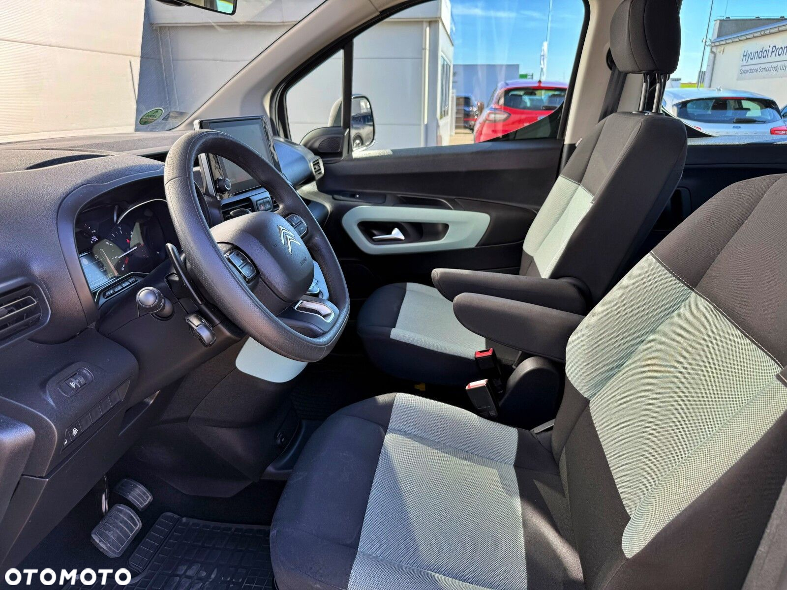 Citroën Berlingo M 1.2 PureTech Feel S&S - 12