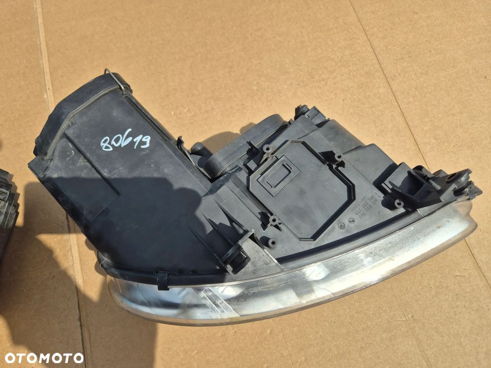 Volkswagen Touran I Caddy III 2003-10.Komplet lamp.Oryginały.Idealne. - 11