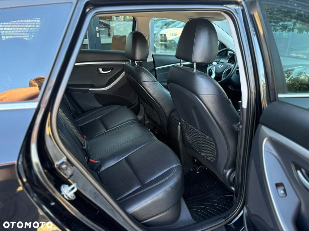 Hyundai i30 1.6 Style - 12