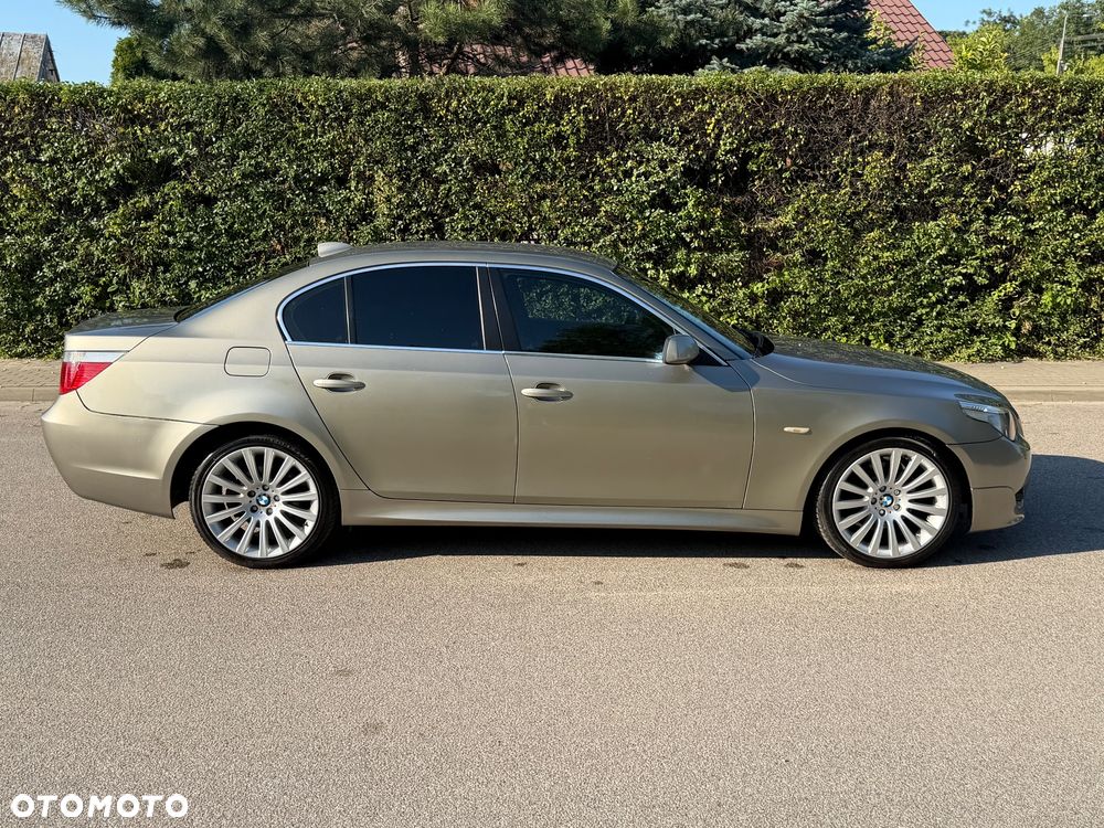 BMW Seria 5 530d - 25
