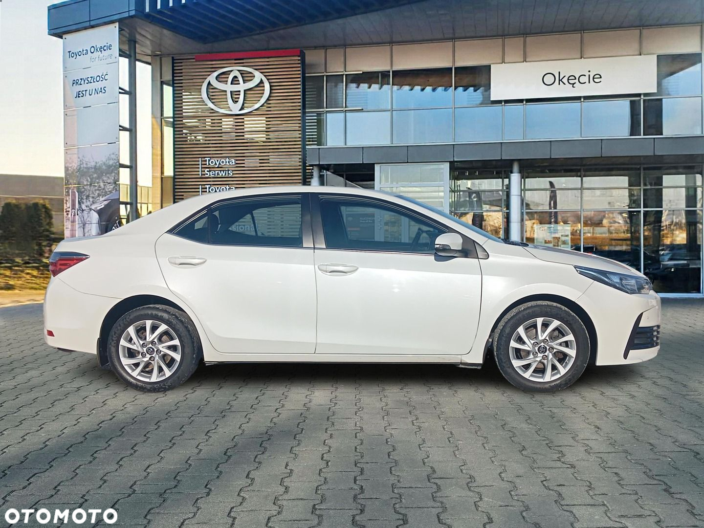 Toyota Corolla 1.6 Classic Plus - 4