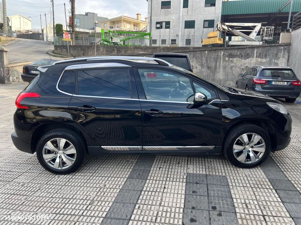 Peugeot 2008 1.2 VTi Allure - 6