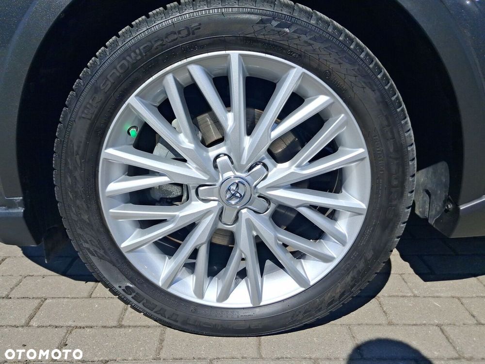 Toyota C-HR 2.0 Hybrid Executive - 24