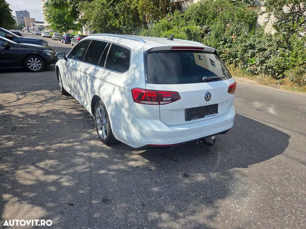 Volkswagen Passat 2.0 TDI SCR DSG Elegance - 2