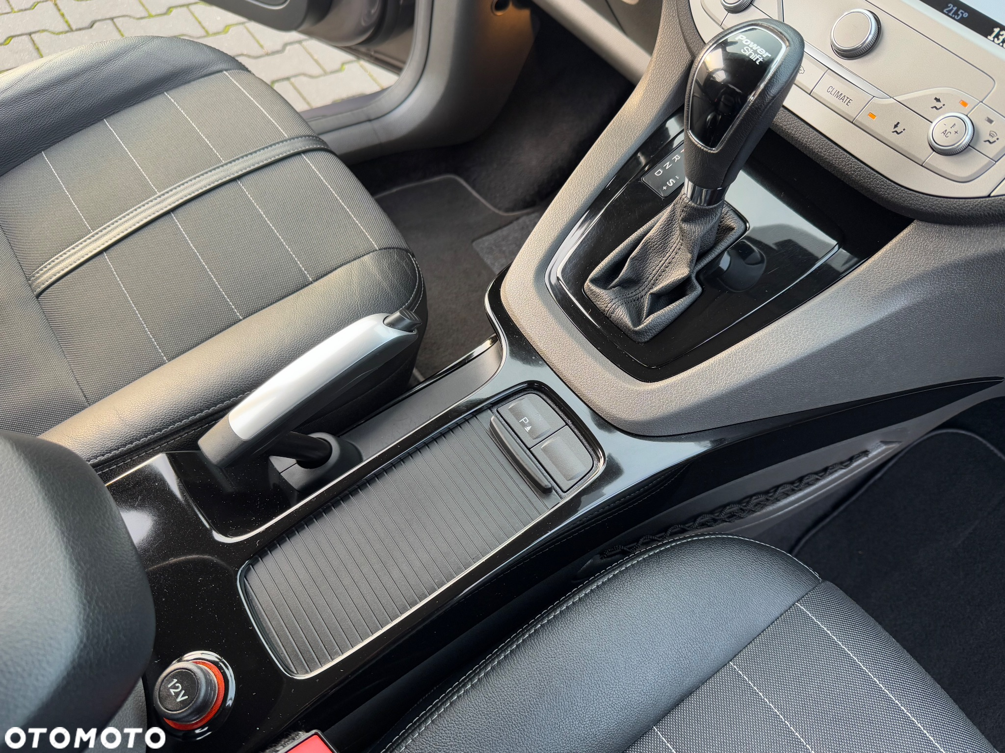 Ford Kuga 2.0 TDCi 4WD Titanium - 34