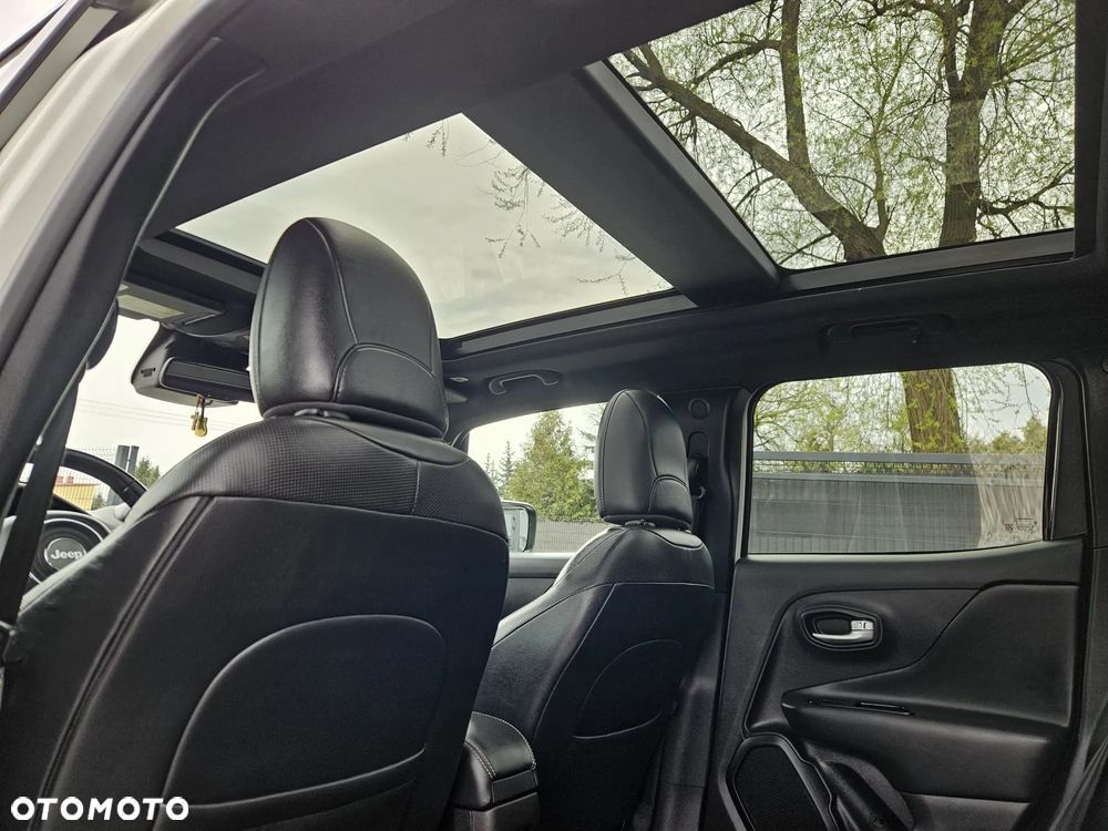 Jeep Renegade 1.3 T-GDI Limited - 34
