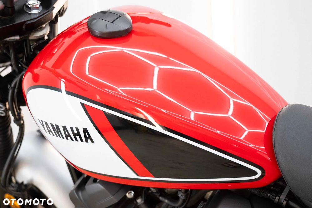 Yamaha SCR - 21