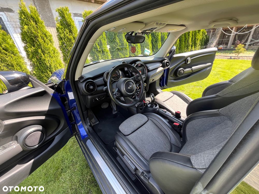 MINI Cooper Standard - 23