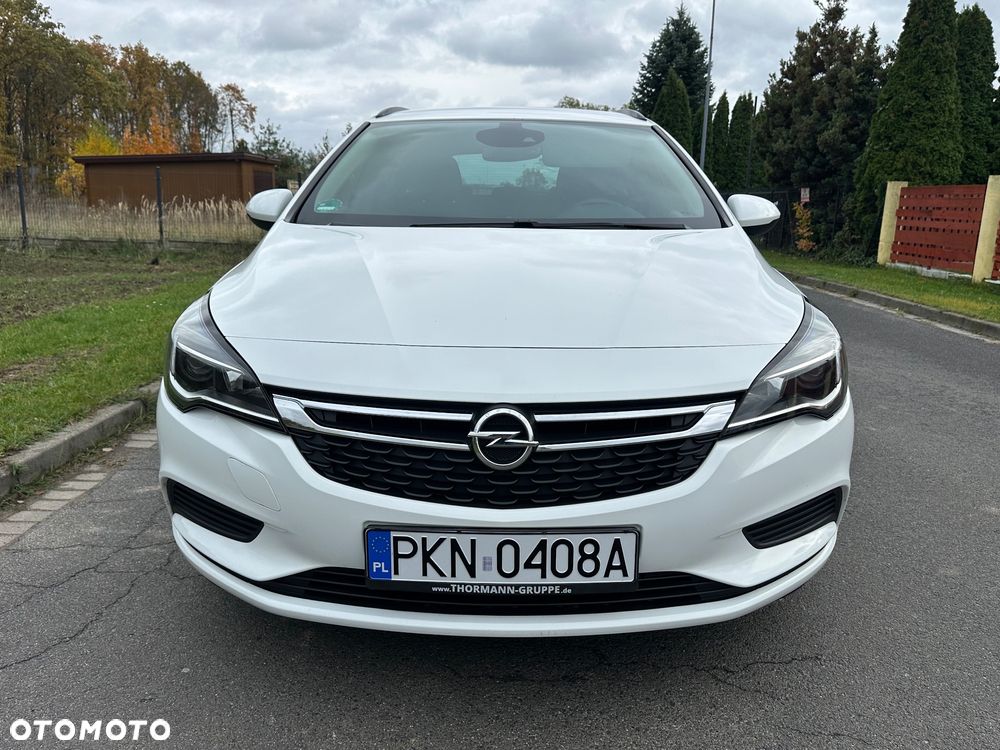 Opel Astra 1.6 D (CDTI) Sports Tourer Selection - 11