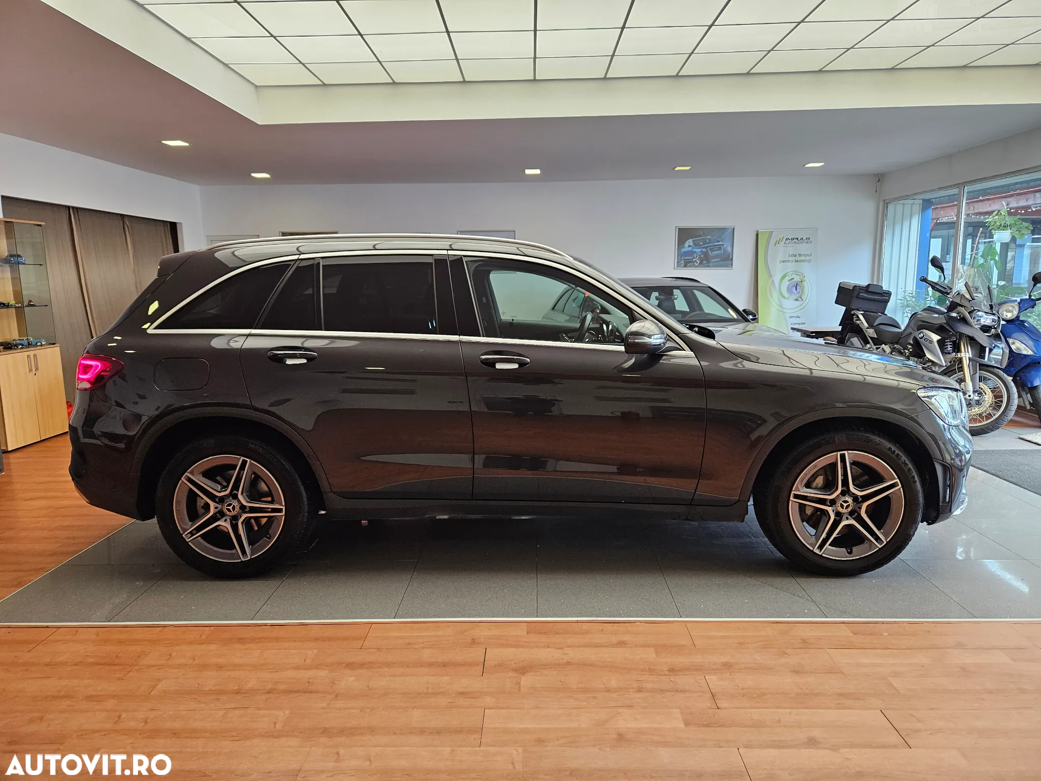 Mercedes-Benz GLC 200 4MATIC MHEV - 5