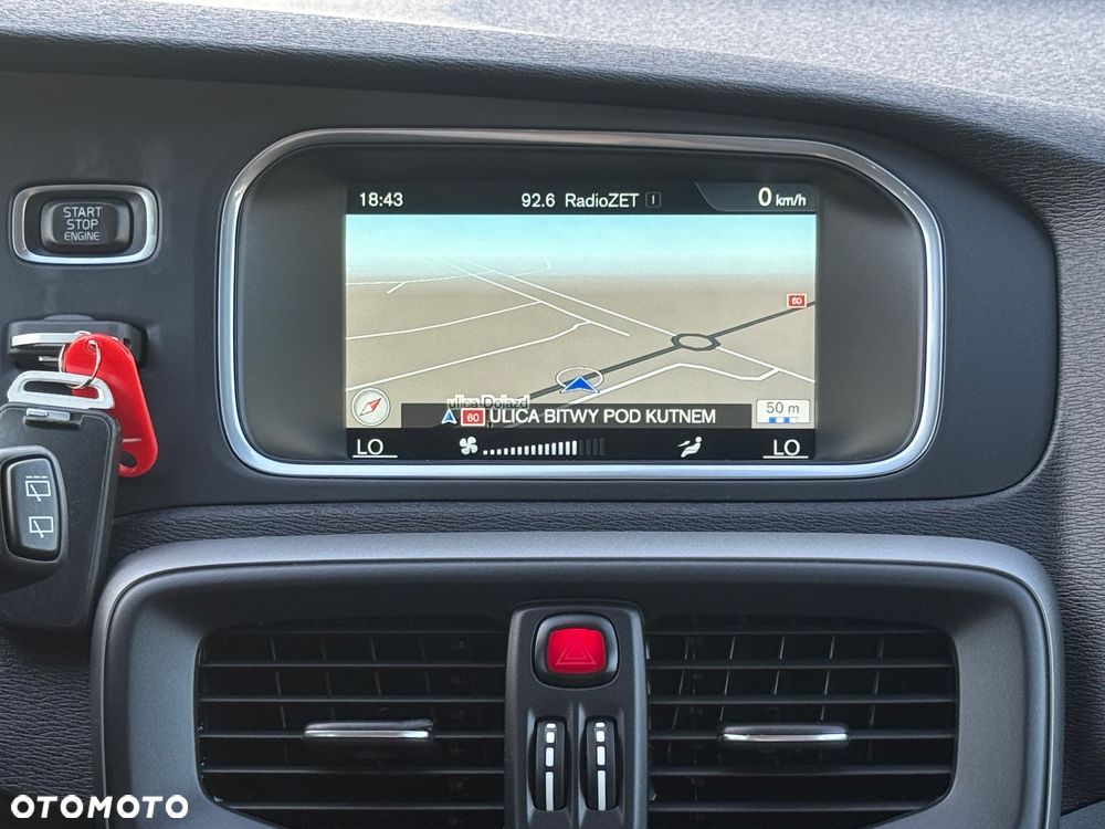 Volvo V40 - 27