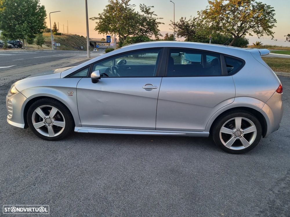 SEAT Leon 2.0 TDI Style DSG - 4