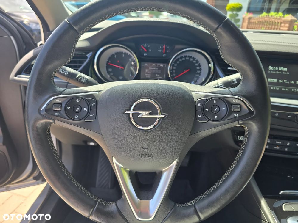 Opel Insignia - 26