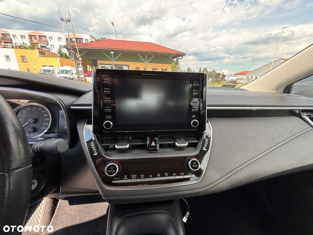 Toyota Corolla 1.6 Comfort - 9