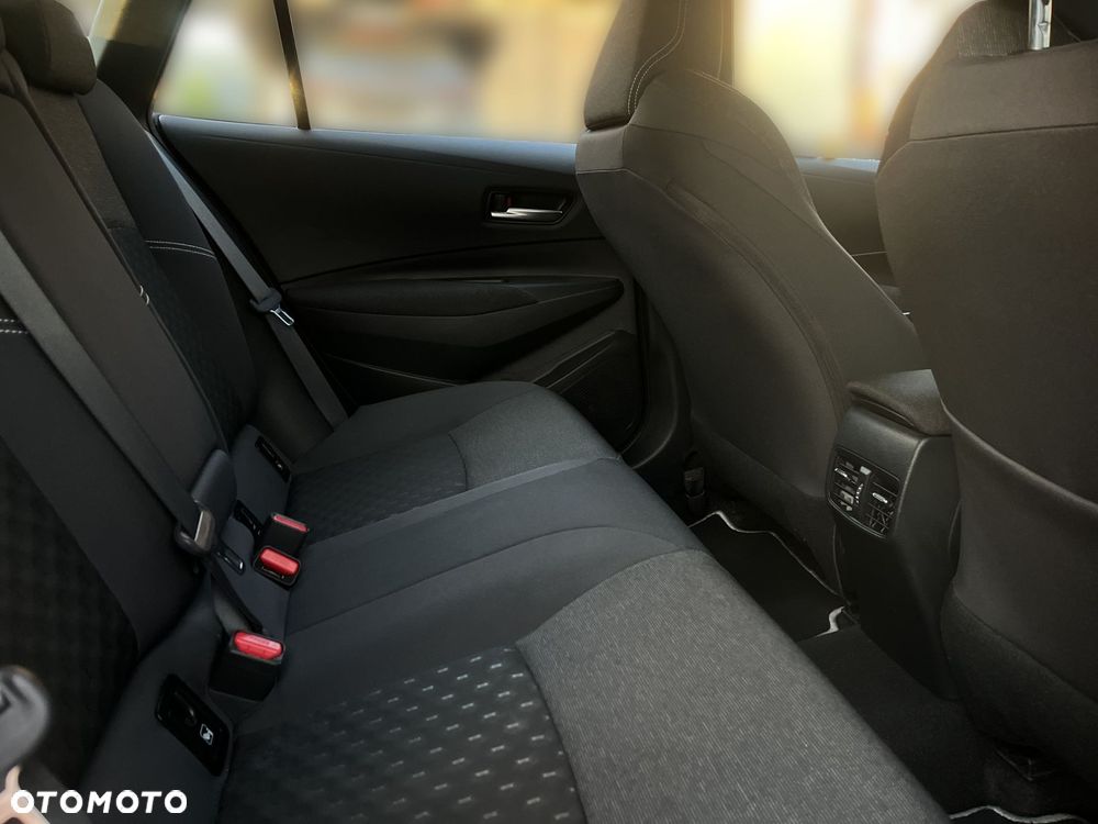 Toyota Corolla 1.8 Hybrid Comfort - 10