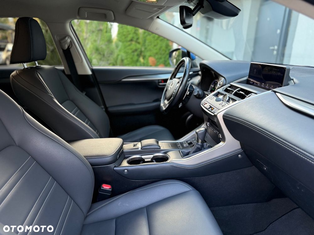 Lexus NX - 25