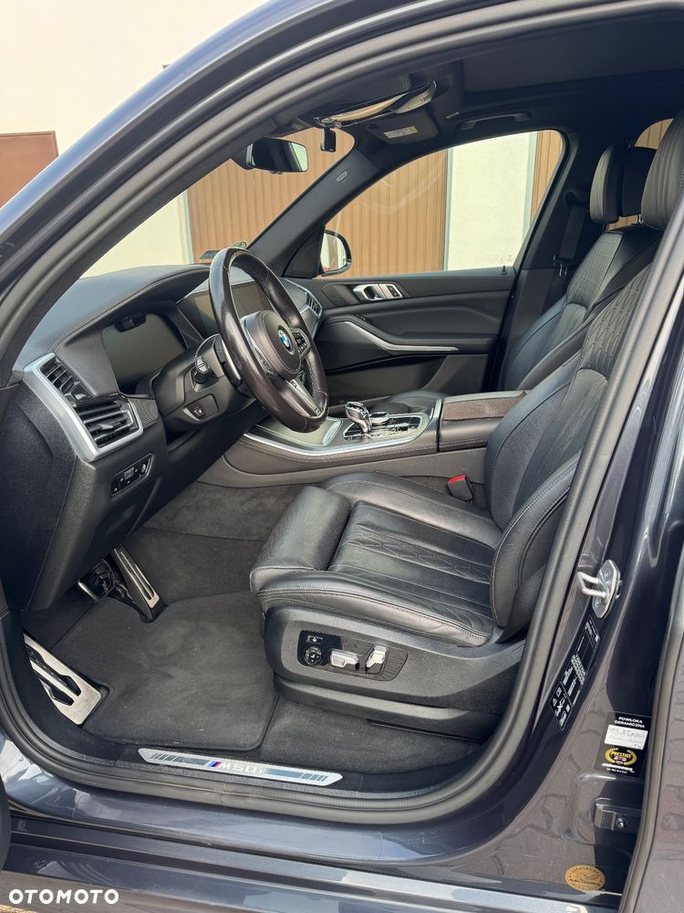 BMW X5 M50i - 8
