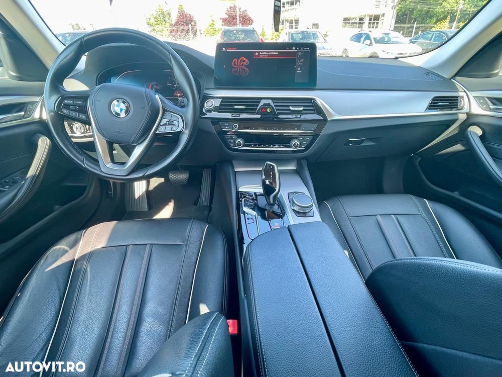 BMW Seria 5 518d Aut. Luxury Line - 8
