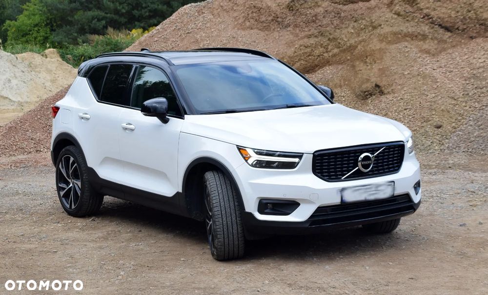 Volvo XC 40 T5 AWD R-Design - 3