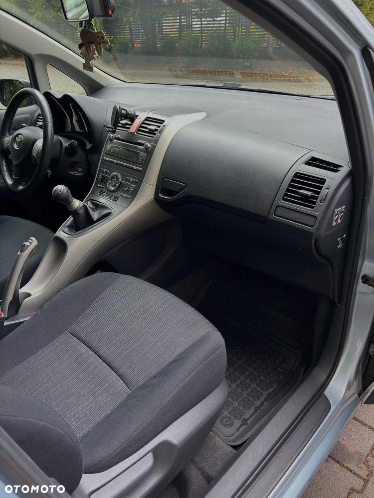 Toyota Auris 1.6 VVT-i Sol - 12