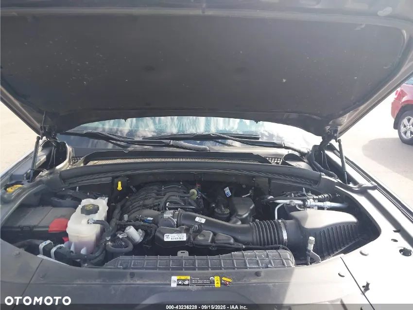 Jeep Grand Cherokee - 12