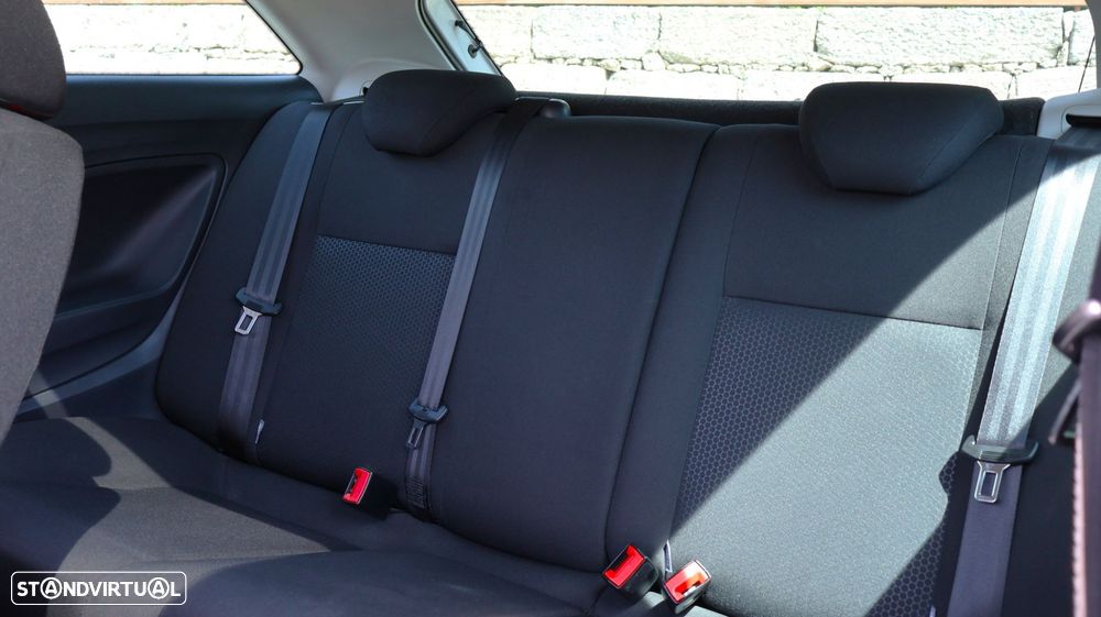 SEAT Ibiza 1.6 TDI FR 30 Anos - 27