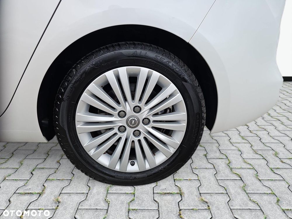 Opel Zafira - 9