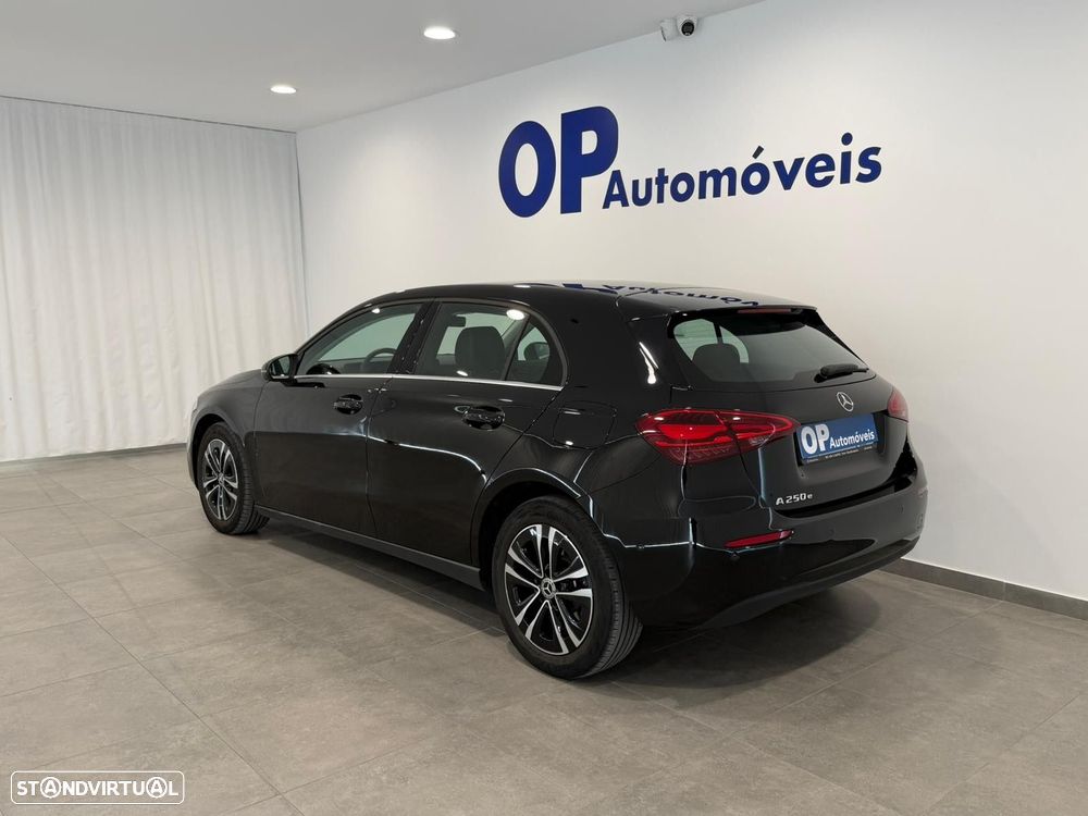 Mercedes-Benz A 250 e - 2