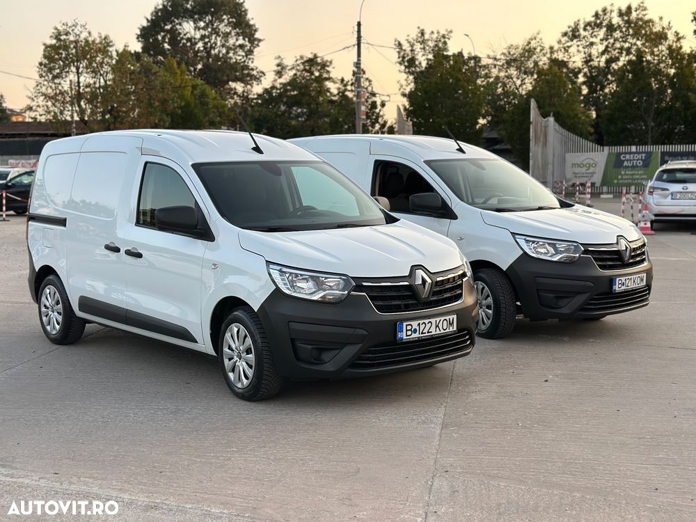 Renault Expres garantie producator 2028 - 1