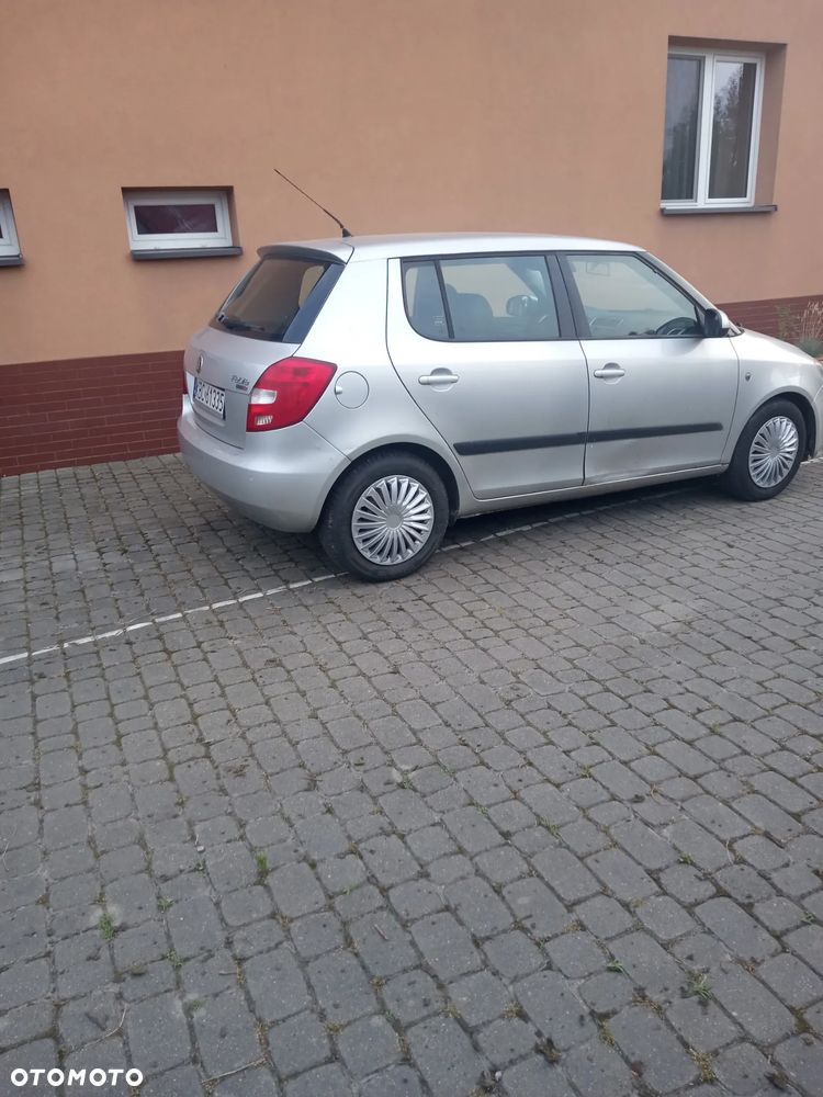 Skoda Fabia 1.6 16V Comfort - 4