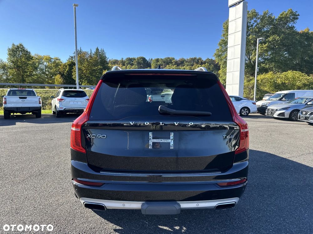 Volvo XC 90 - 10