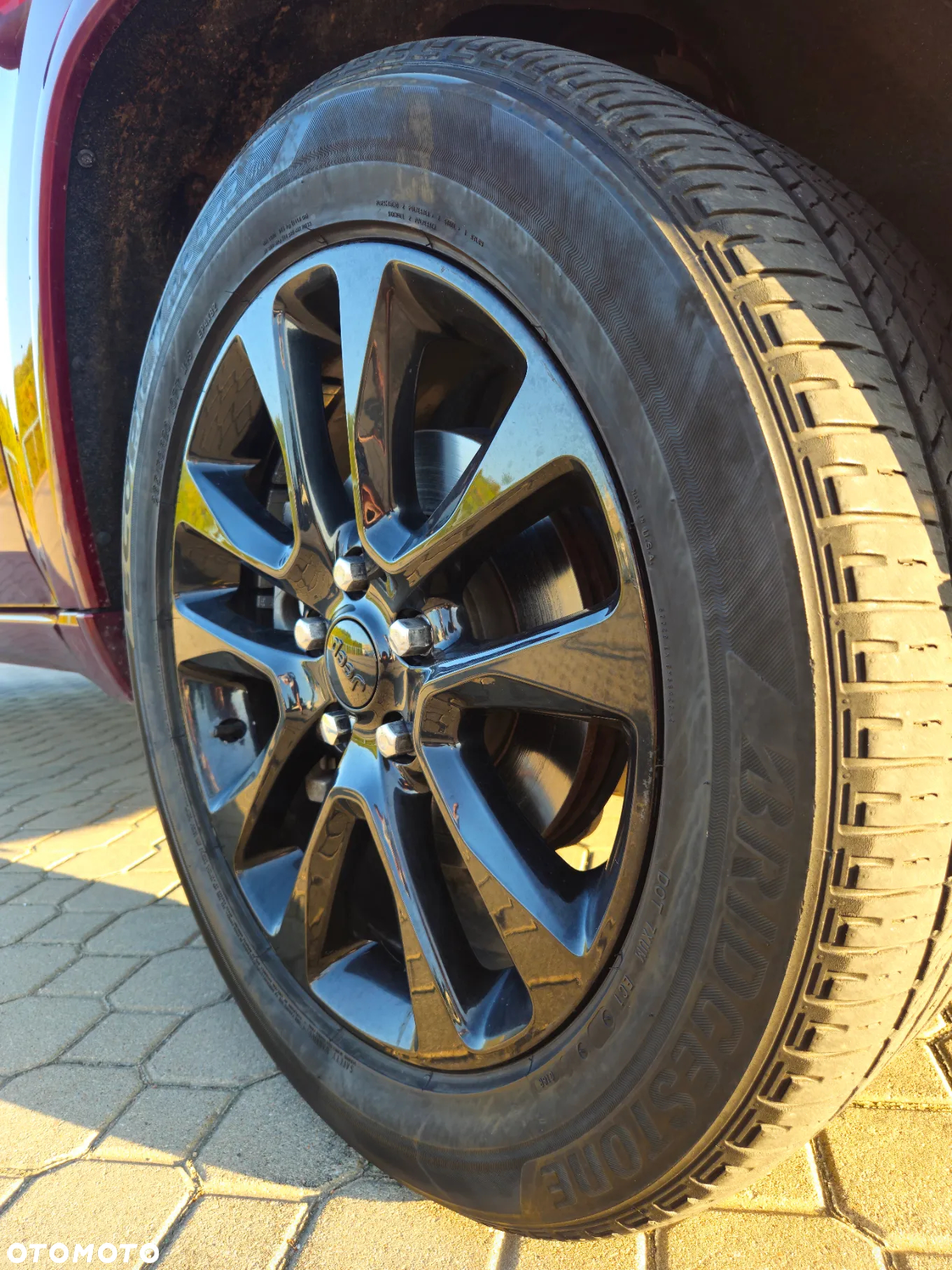 Jeep Grand Cherokee - 21