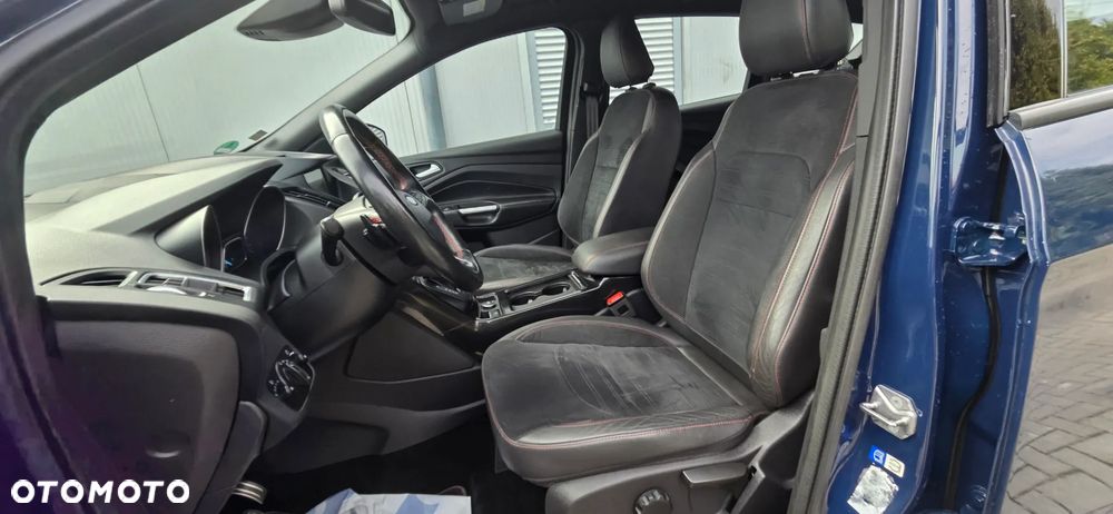 Ford Kuga 1.5 EcoBoost 4x4 ST-Line - 32