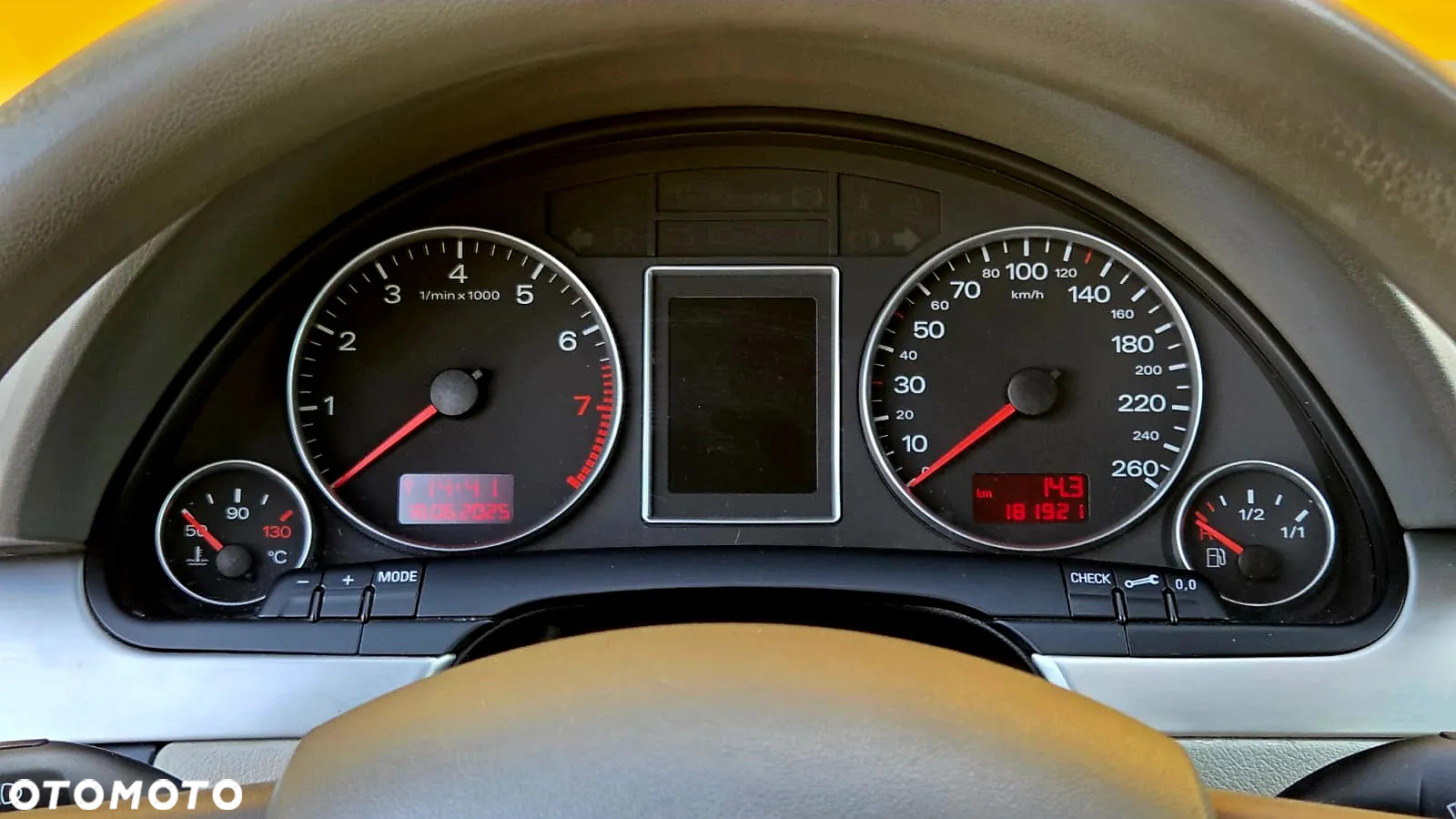 Audi A4 2.0 Multitronic - 14