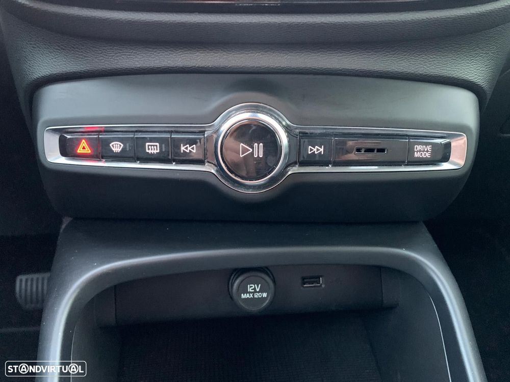 Volvo XC 40 1.5 T5 PHEV Momentum - 21