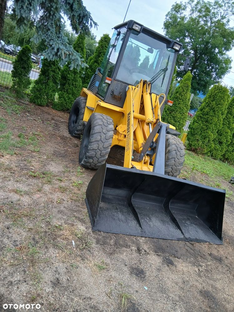 Kramer 320 - 1