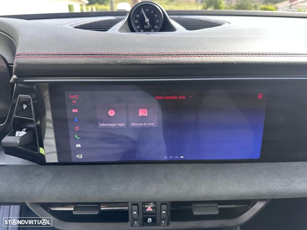 Porsche Macan Electric GTS - 49
