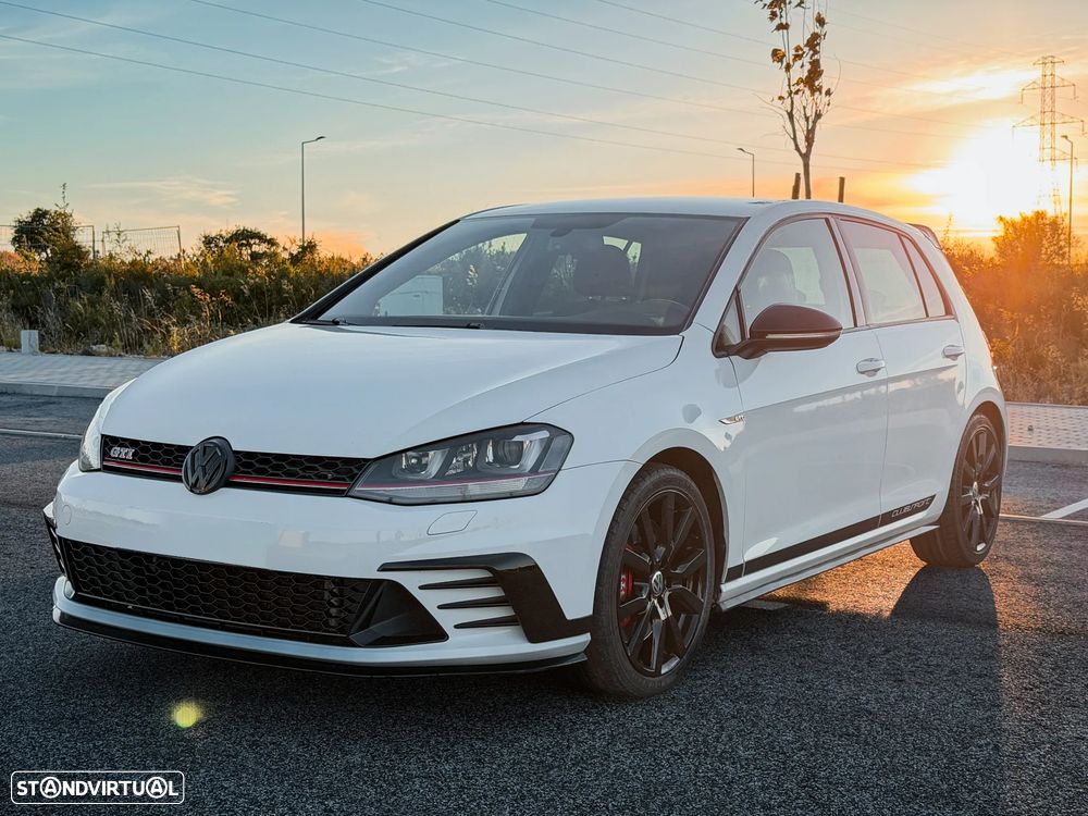 VW Golf GTI Clubsport DSG - 4