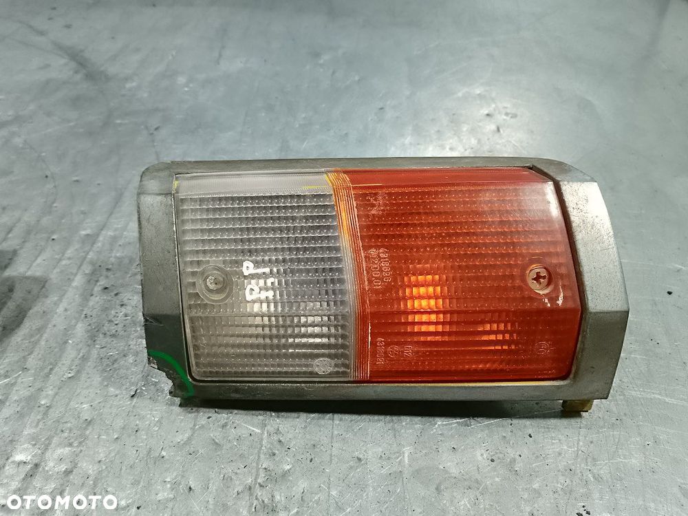 KIERUNKOWSKAZY PRZÓD KOMPLET FIAT 125P - 7