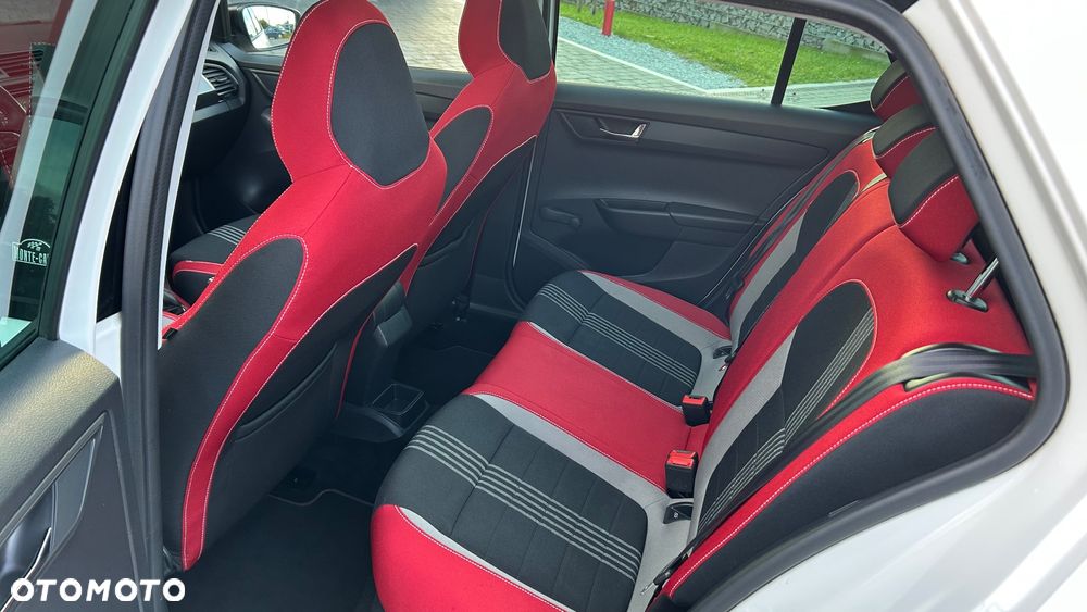 Skoda Fabia 1.0 TSI Monte Carlo - 26