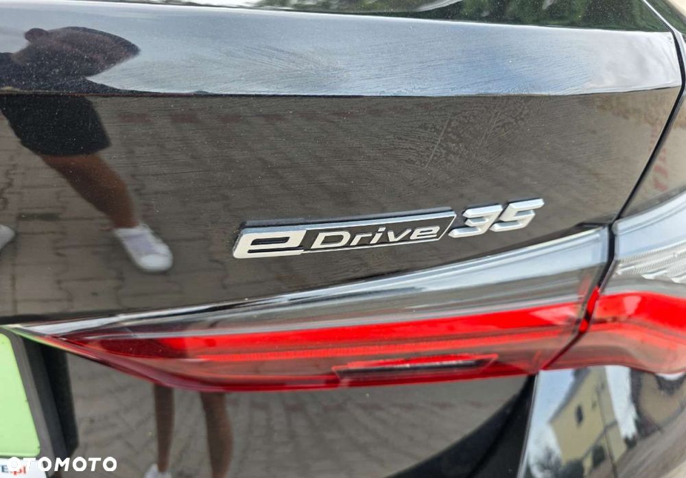BMW i4 - 34