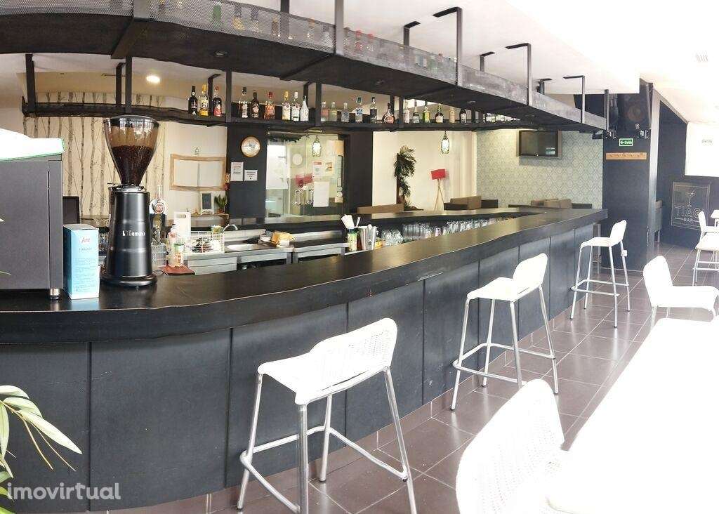 Café / snack-bar em Valença, Cristelo Covo e Arão de 125,00 m2 - Grande imagem: 3/5
